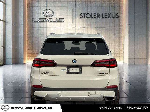 Used 2022 BMW X5 xDrive40i w/ Premium Package AWD/4WD image 6