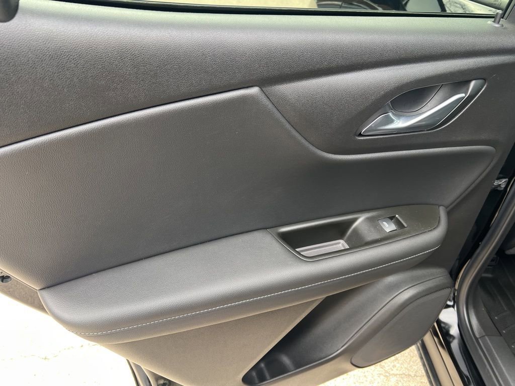 Used 2020 Chevrolet Blazer LT w/ Sound & Technology Package image 11