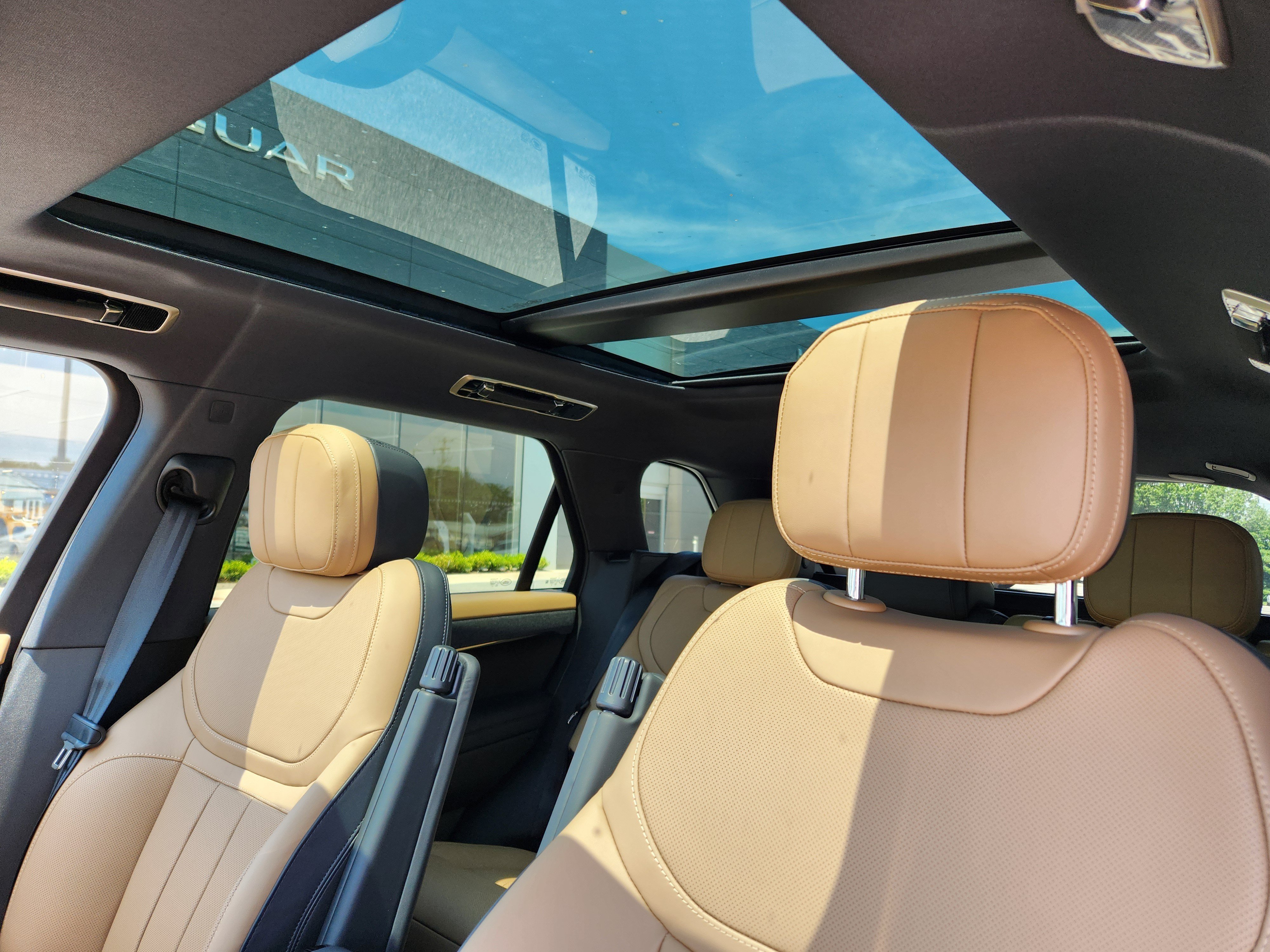 New 2026 Land Rover Range Rover Sport Dynamic SE AWD/4WD image 10
