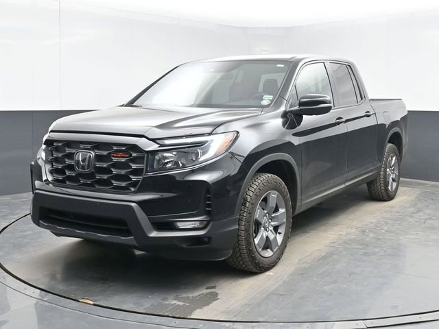 Used 2025 Honda Ridgeline TrailSport image 5