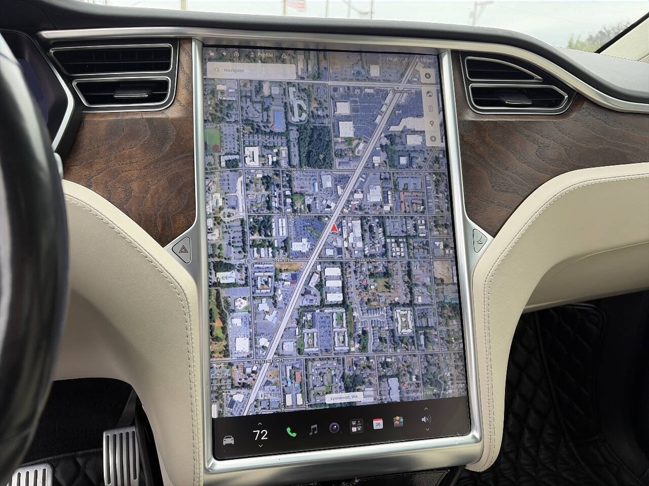 Used 2017 Tesla Model X 100D AWD/4WD image 34