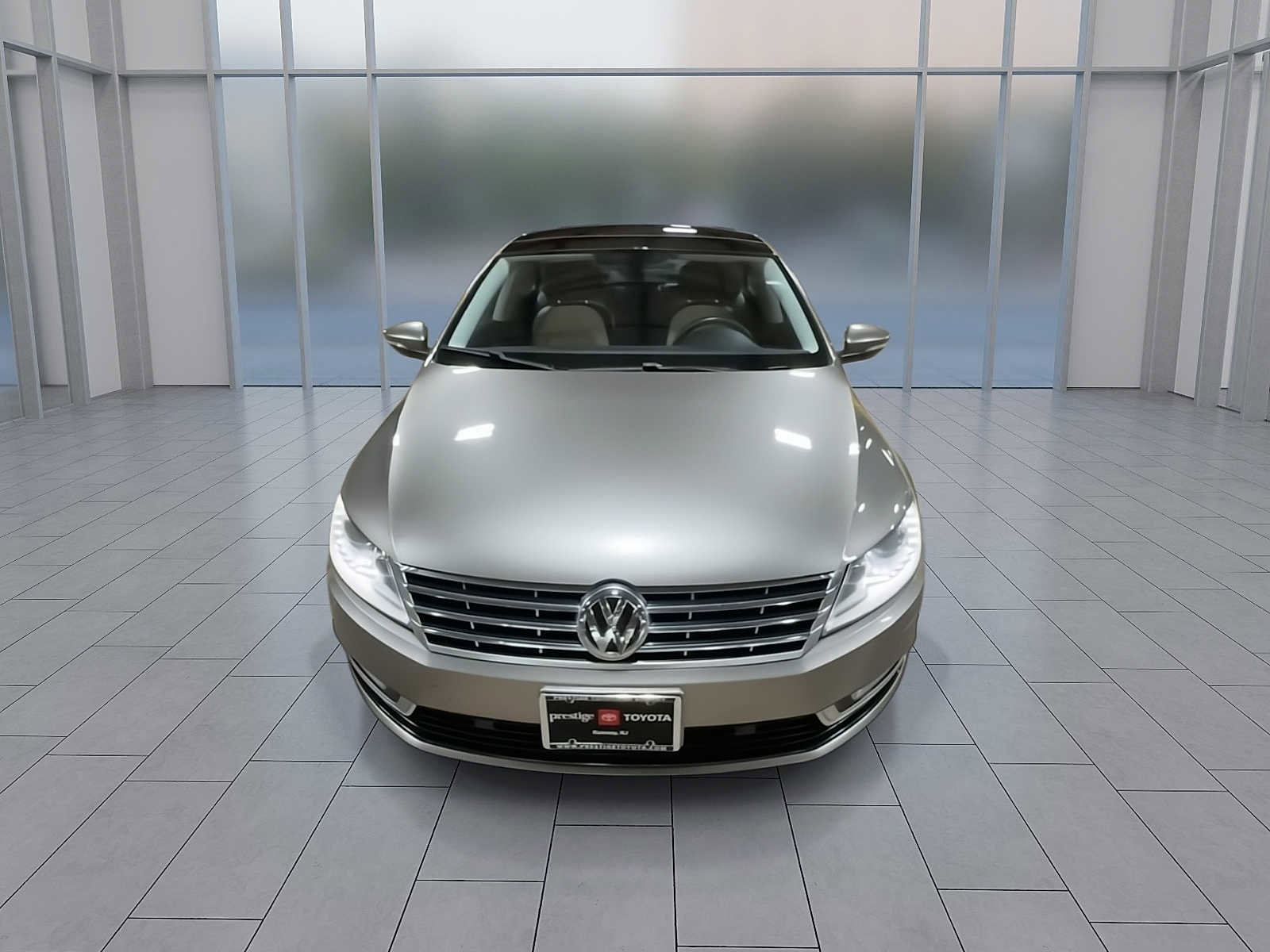 Used 2013 Volkswagen CC Executive image 3