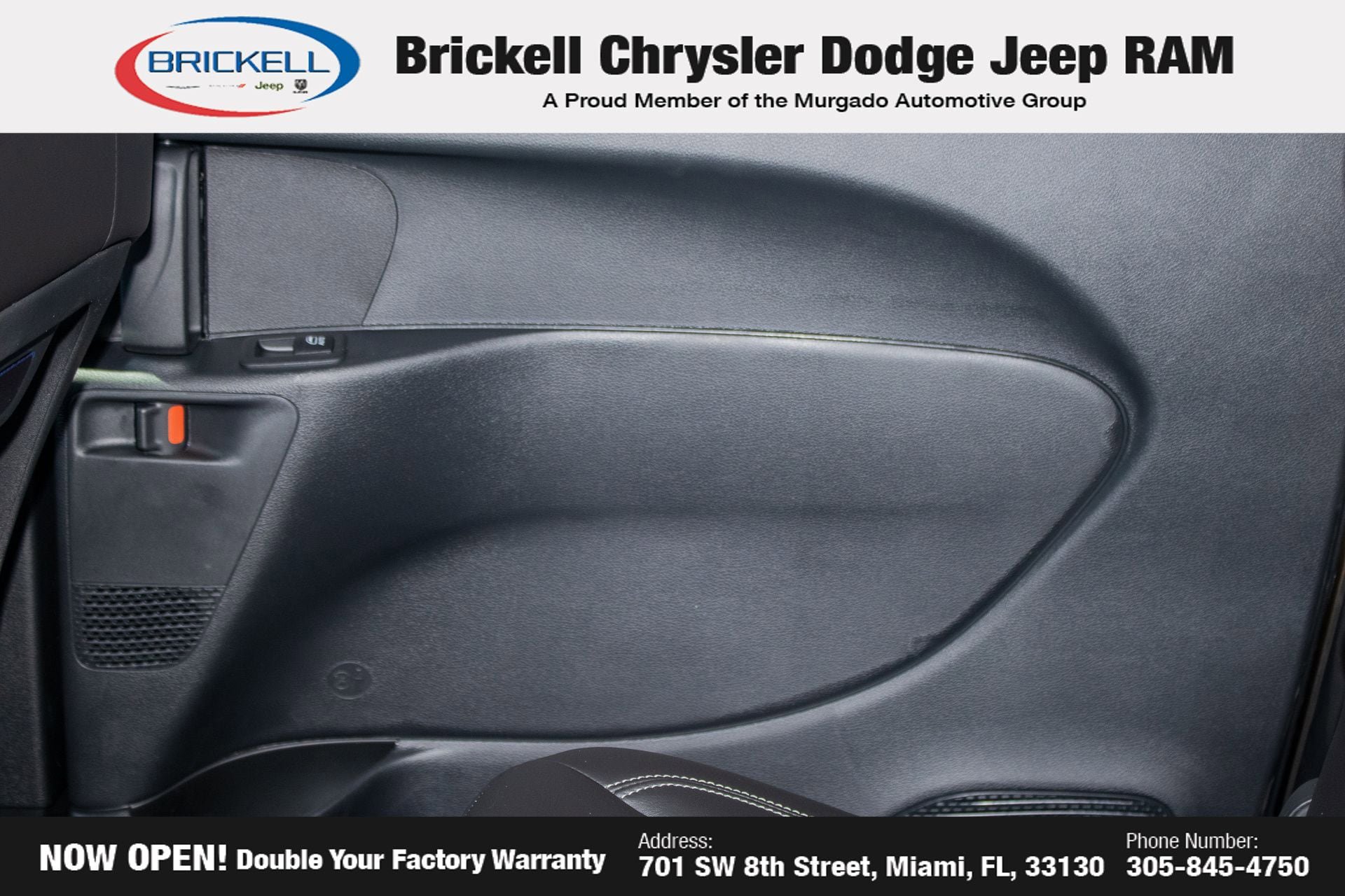 New 2025 Chrysler Pacifica Select FWD image 11