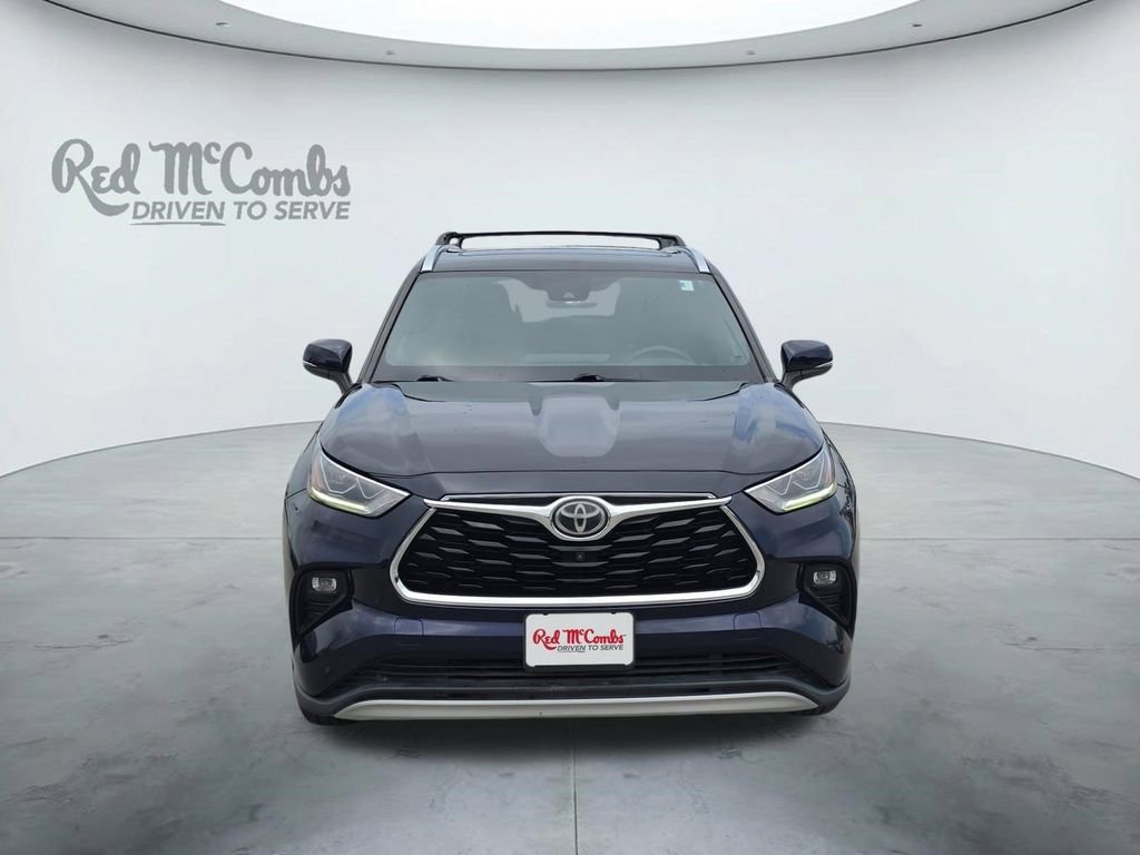 Used 2020 Toyota Highlander Platinum FWD image 8