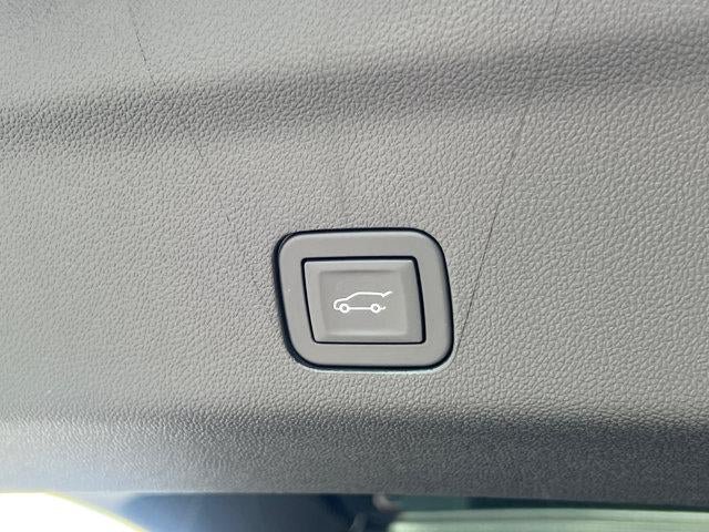 New 2026 GMC Yukon Elevation RWD image 15