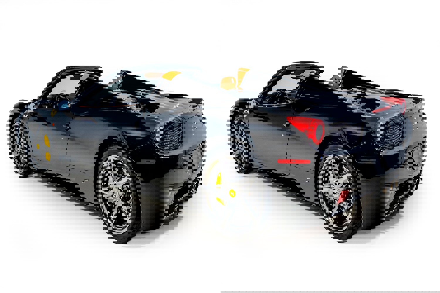 Used 2014 Ferrari 458 Spider image 16