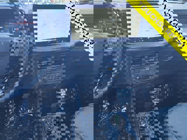 Used 2025 Ford Maverick Lobo image 18