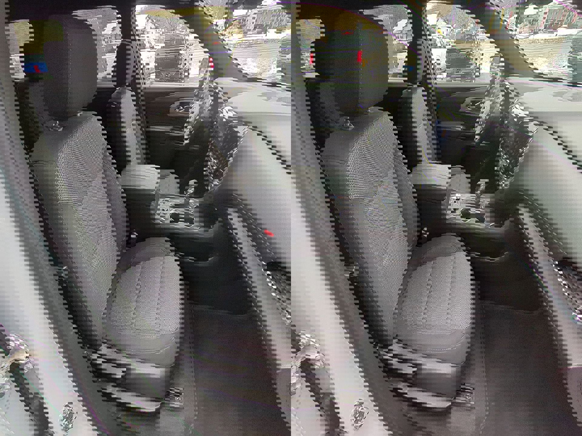 Certified 2023 Chevrolet Traverse LT image 27