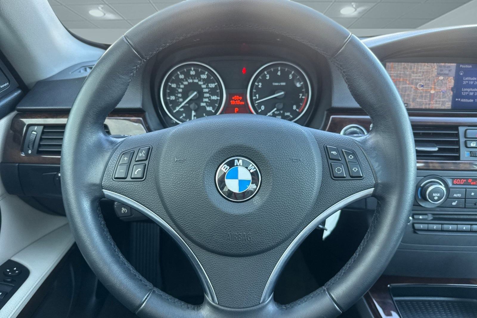 Used 2012 BMW 328i Coupe image 17