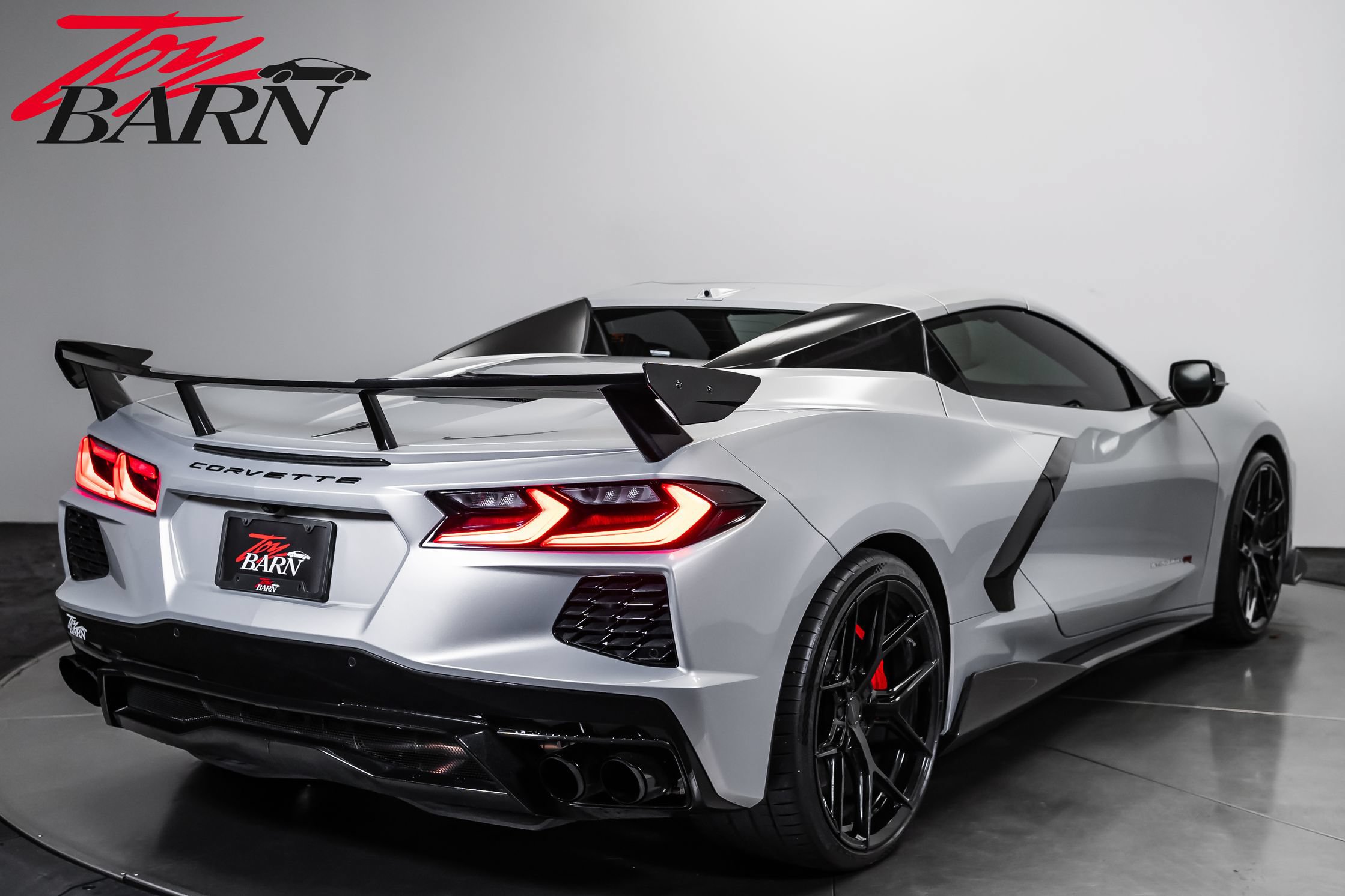 Used 2021 Chevrolet Corvette Stingray Premium Conv w/ Z51 Performance Package RWD image 13