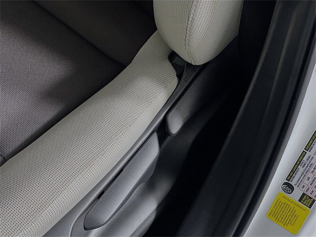 Used 2025 Toyota Corolla LE image 12