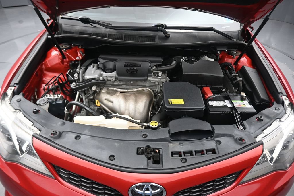 Used 2012 Toyota Camry SE FWD image 44