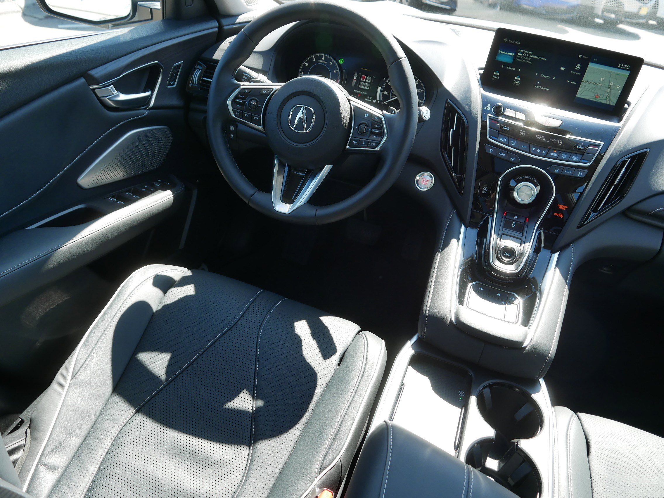 Used 2025 Acura RDX SH-AWD w/ Advance Package image 9