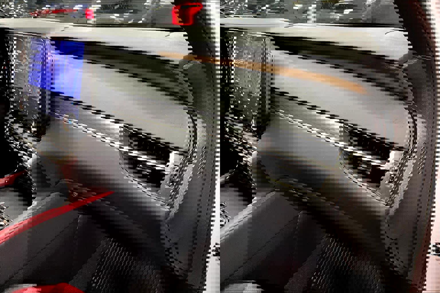 Used 2024 Lexus RX 500h F Sport image 17