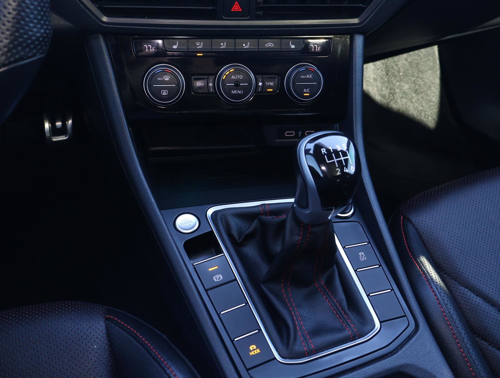 Used 2023 Volkswagen Jetta GLI Autobahn image 24