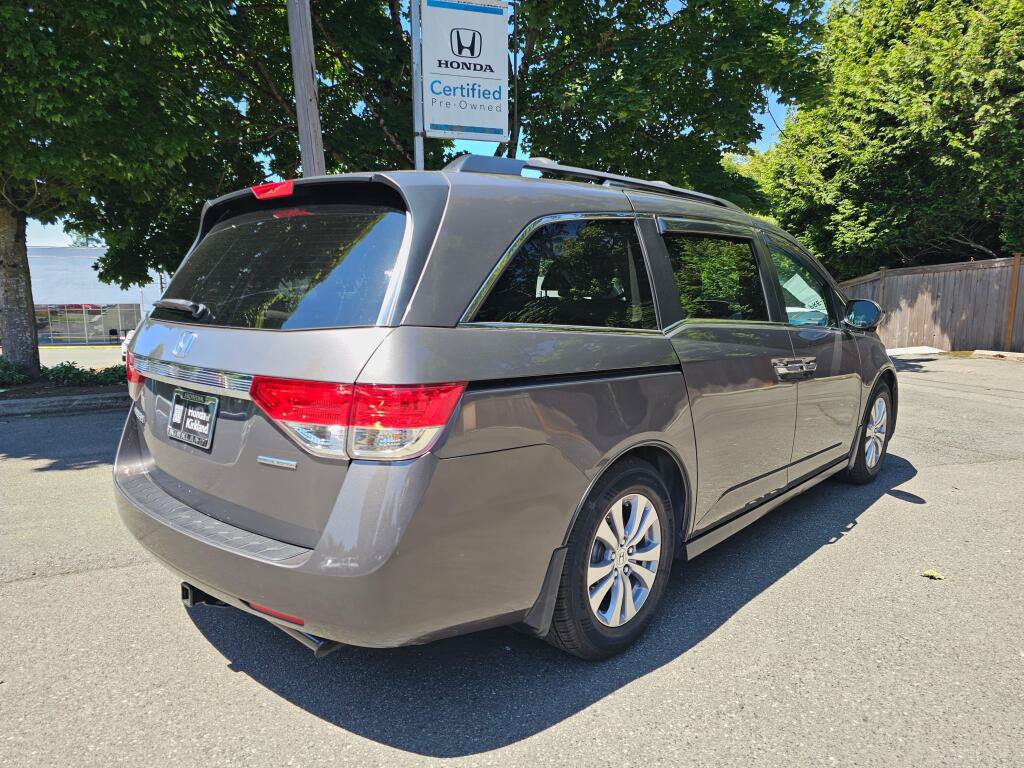 Used 2017 Honda Odyssey SE image 7