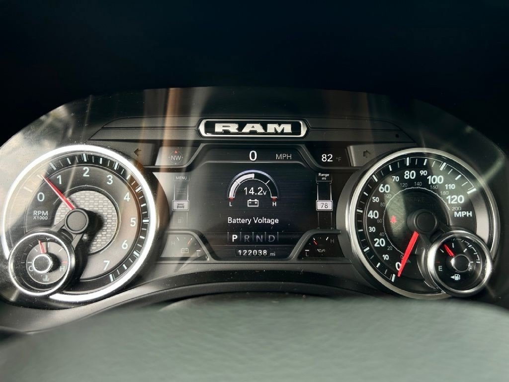 Used 2022 RAM 1500 Laramie AWD/4WD image 23
