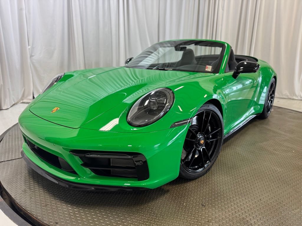 Certified 2023 Porsche 911 Carrera GTS RWD image 30
