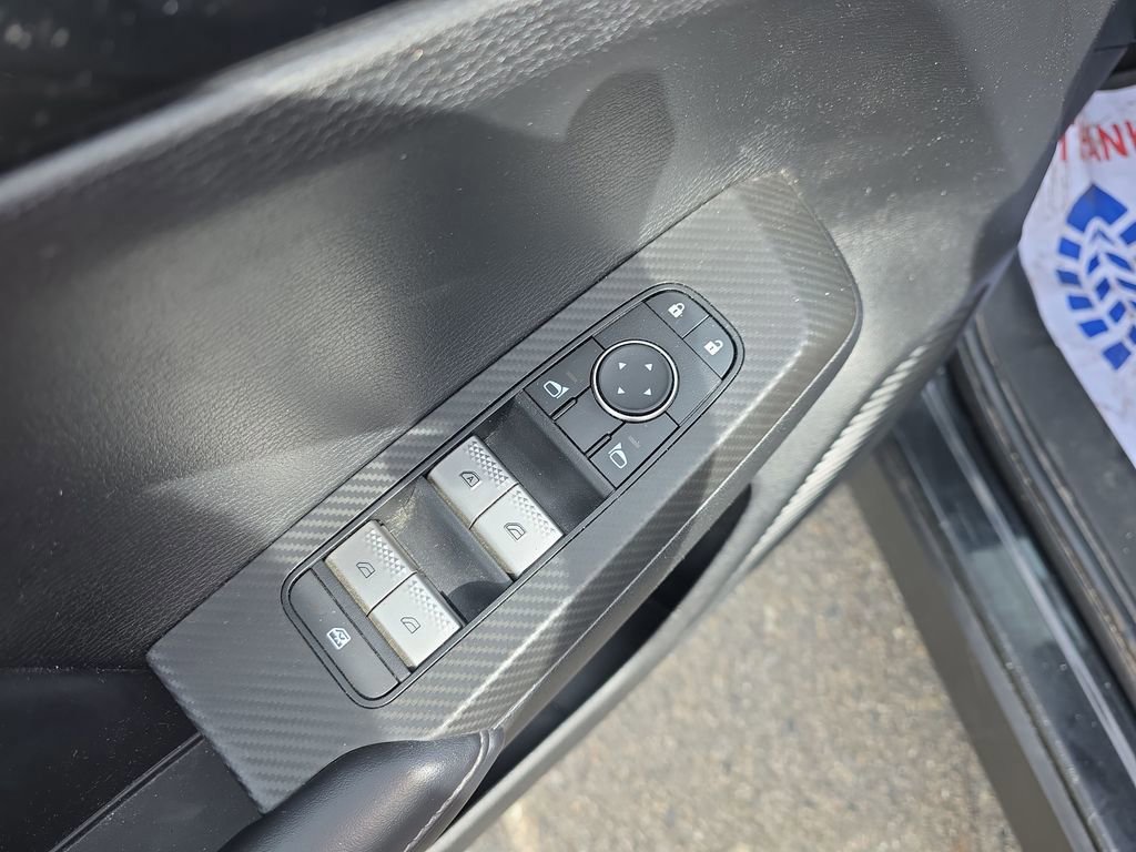 Used 2022 Mitsubishi Outlander SE AWD/4WD image 11