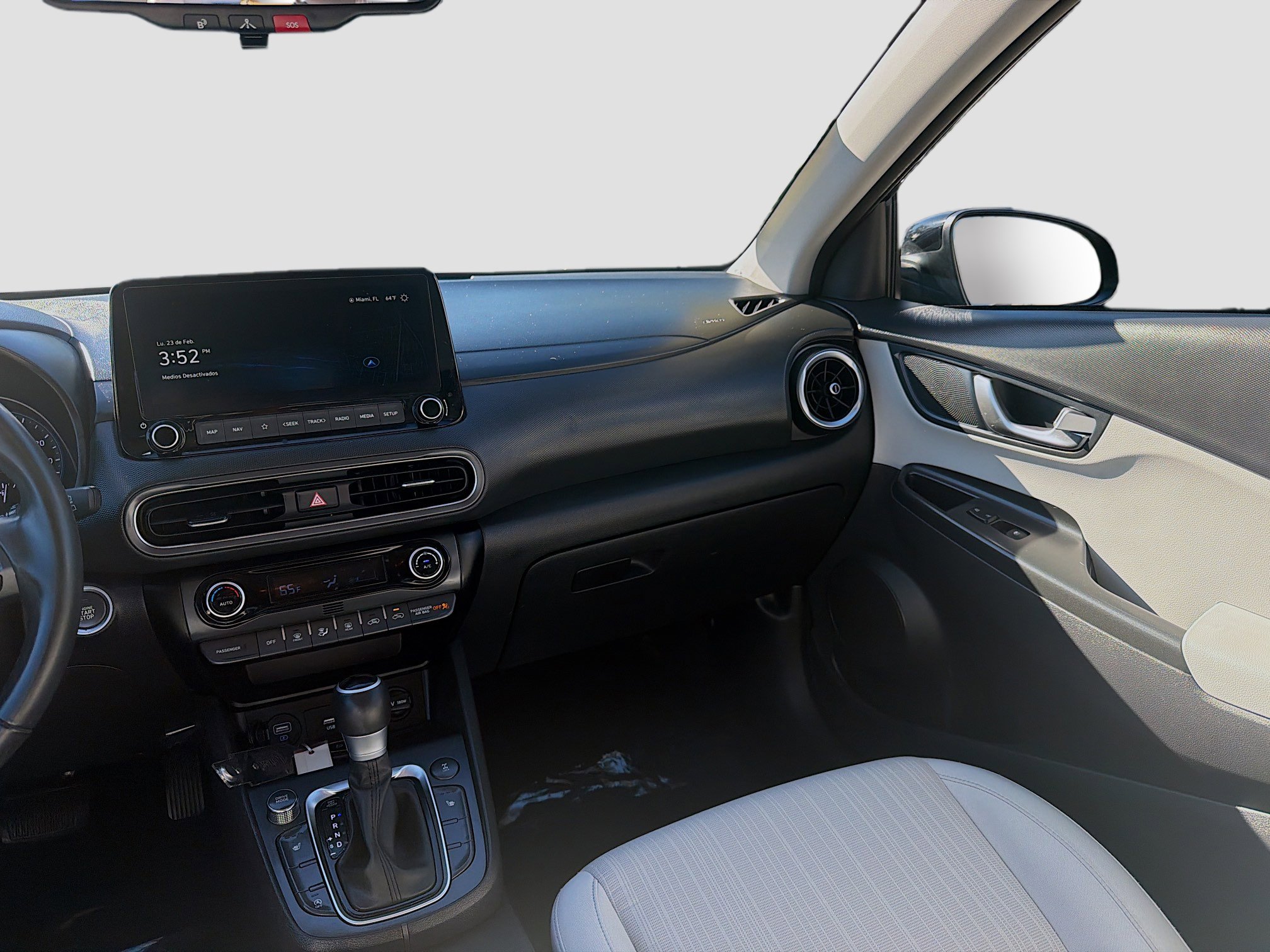 Used 2023 Hyundai Kona SEL w/ Convenience Package image 19