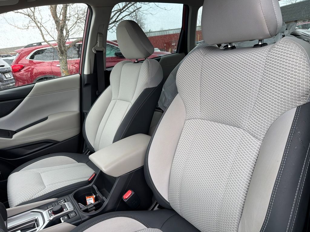Used 2021 Subaru Forester Premium image 23