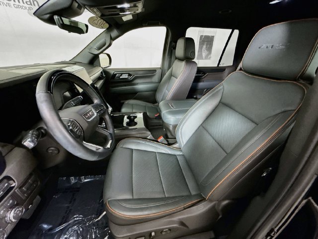 Used 2025 GMC Yukon AT4 w/ Premium Trailering Package AWD/4WD image 22