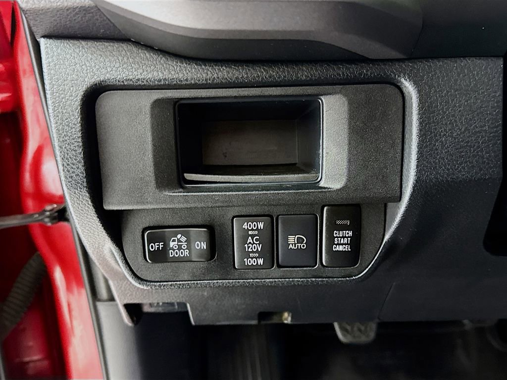 Used 2019 Toyota Tacoma TRD Off-Road w/ TRD Premium Off Road Package image 8