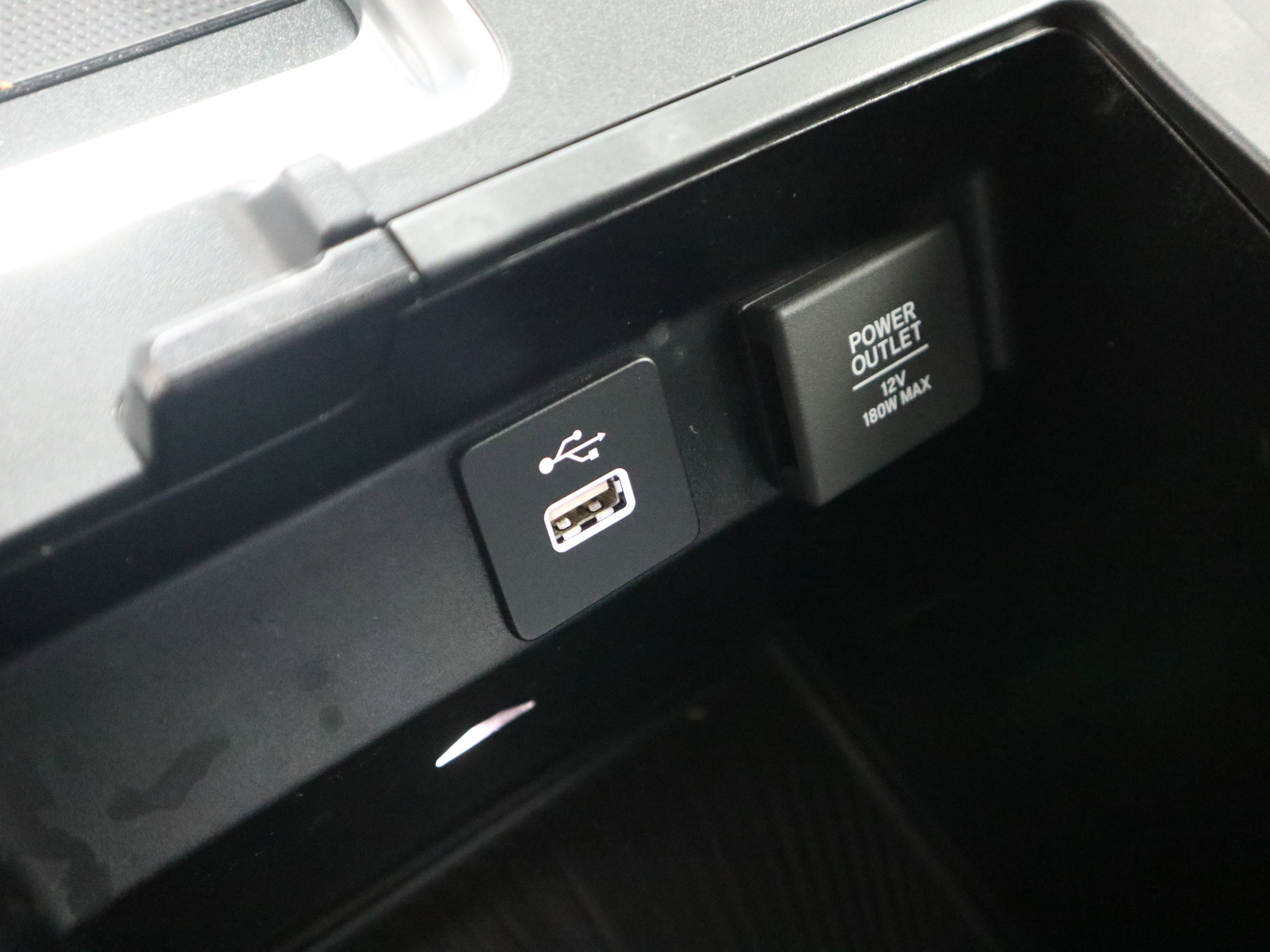 Used 2022 Acura MDX SH-AWD image 38