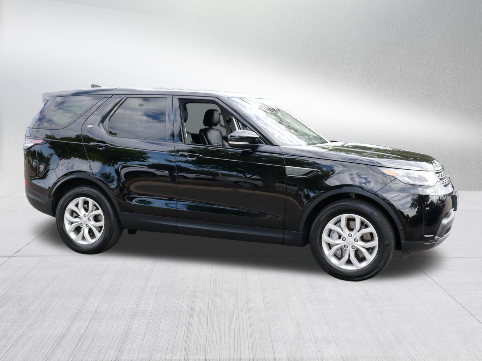 Used 2020 Land Rover Discovery SE AWD/4WD image 8