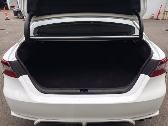 Used 2023 Toyota Camry SE FWD image 12