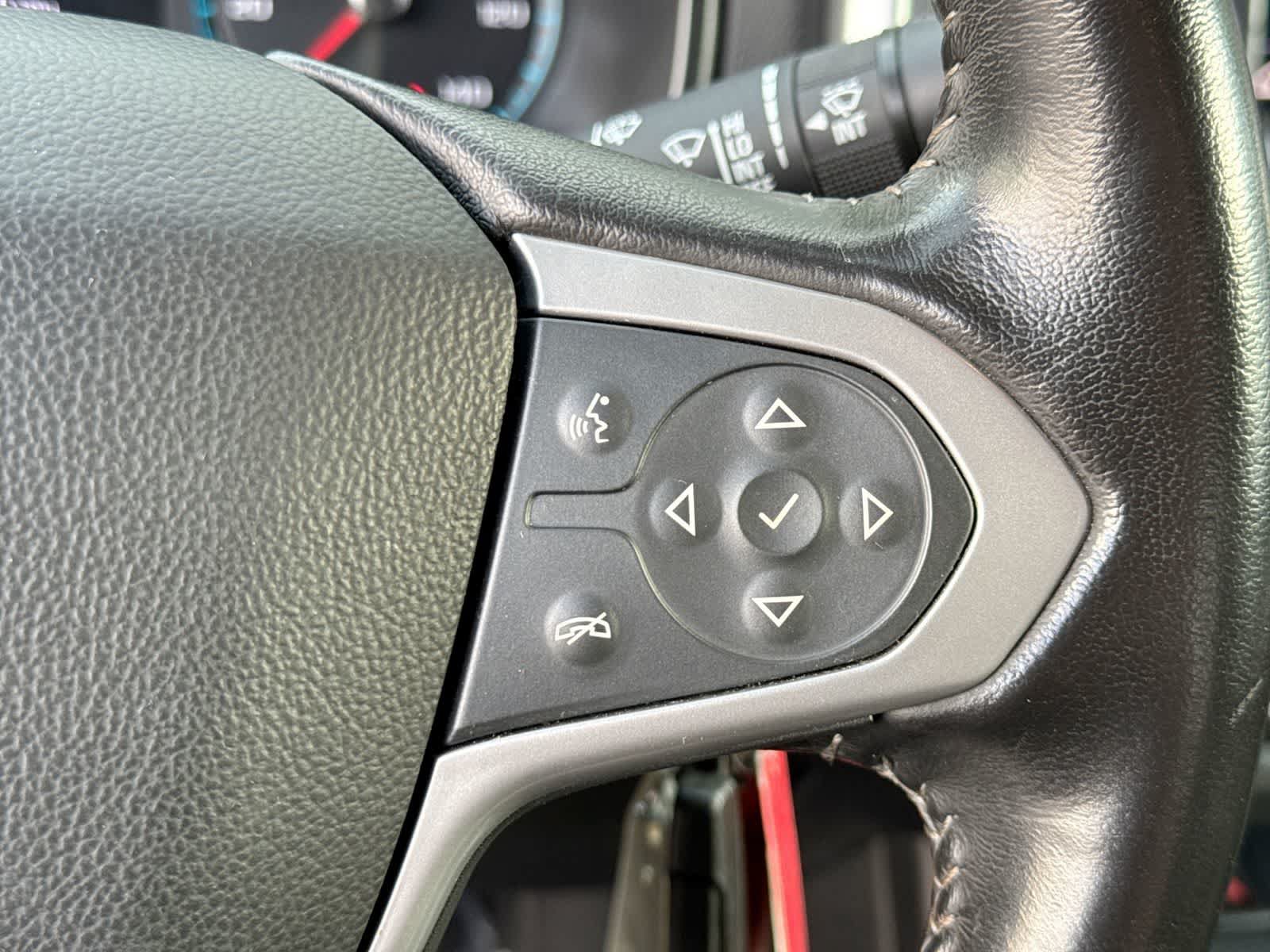Used 2020 Chevrolet Colorado LT RWD image 31