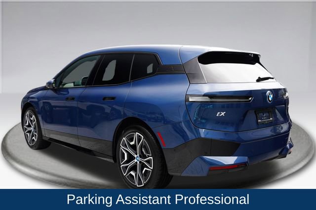 Used 2025 BMW iX xDrive50 image 17