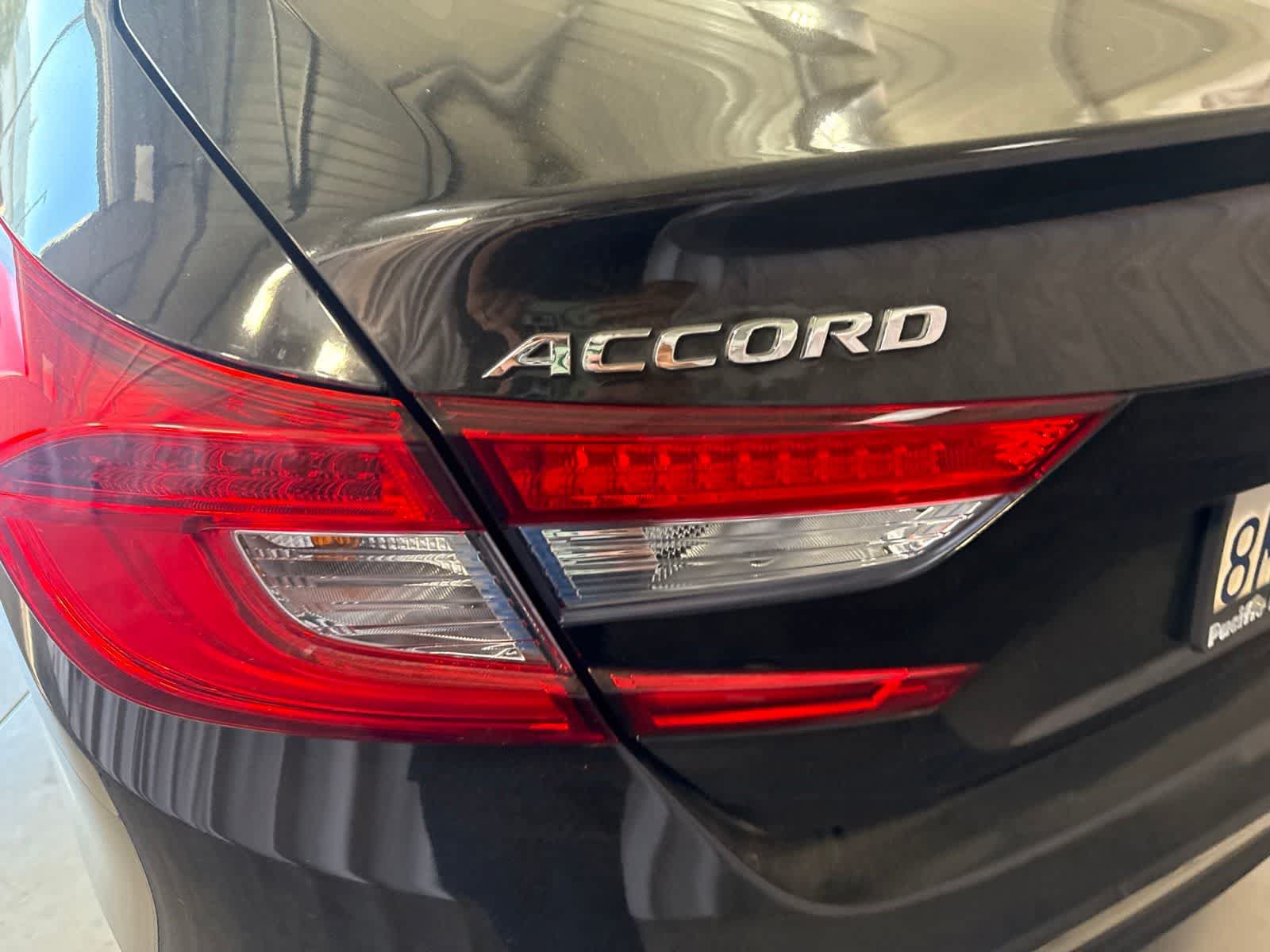 Used 2019 Honda Accord EX-L image 11