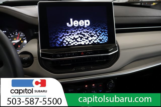 Used 2025 Jeep Compass Limited AWD/4WD image 19