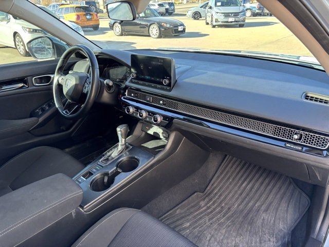 Certified 2022 Honda Civic EX image 24