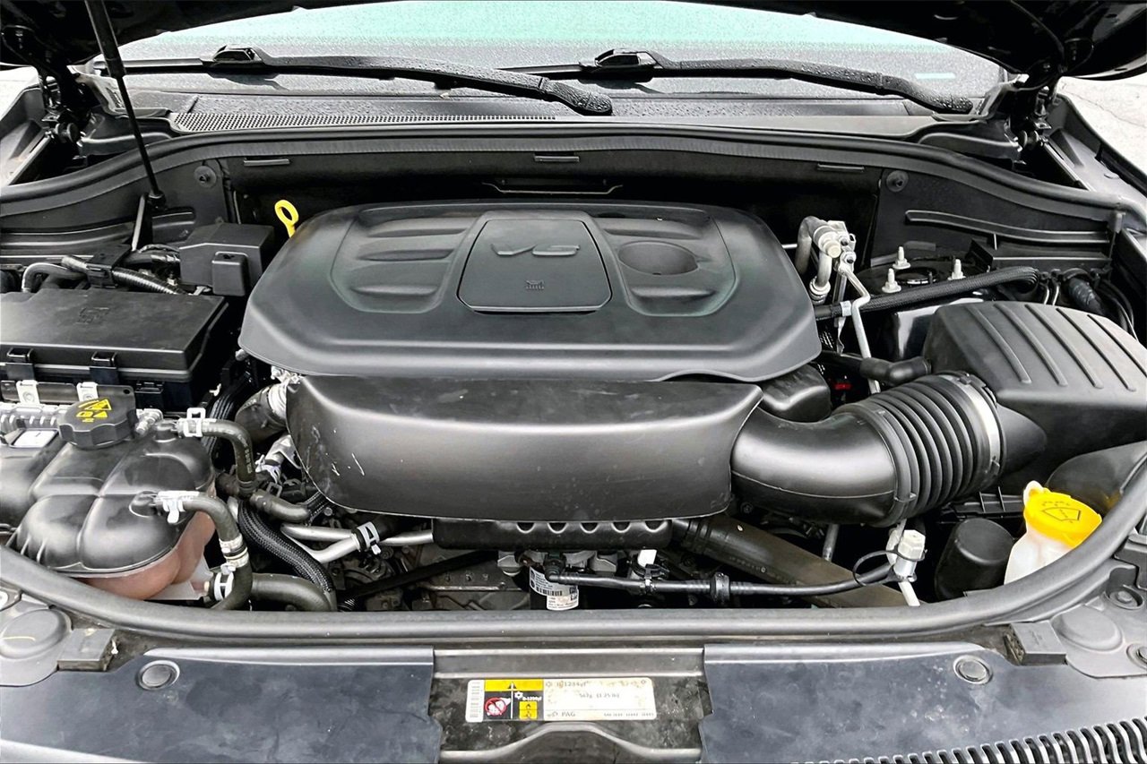 Certified 2020 Jeep Grand Cherokee Laredo image 36