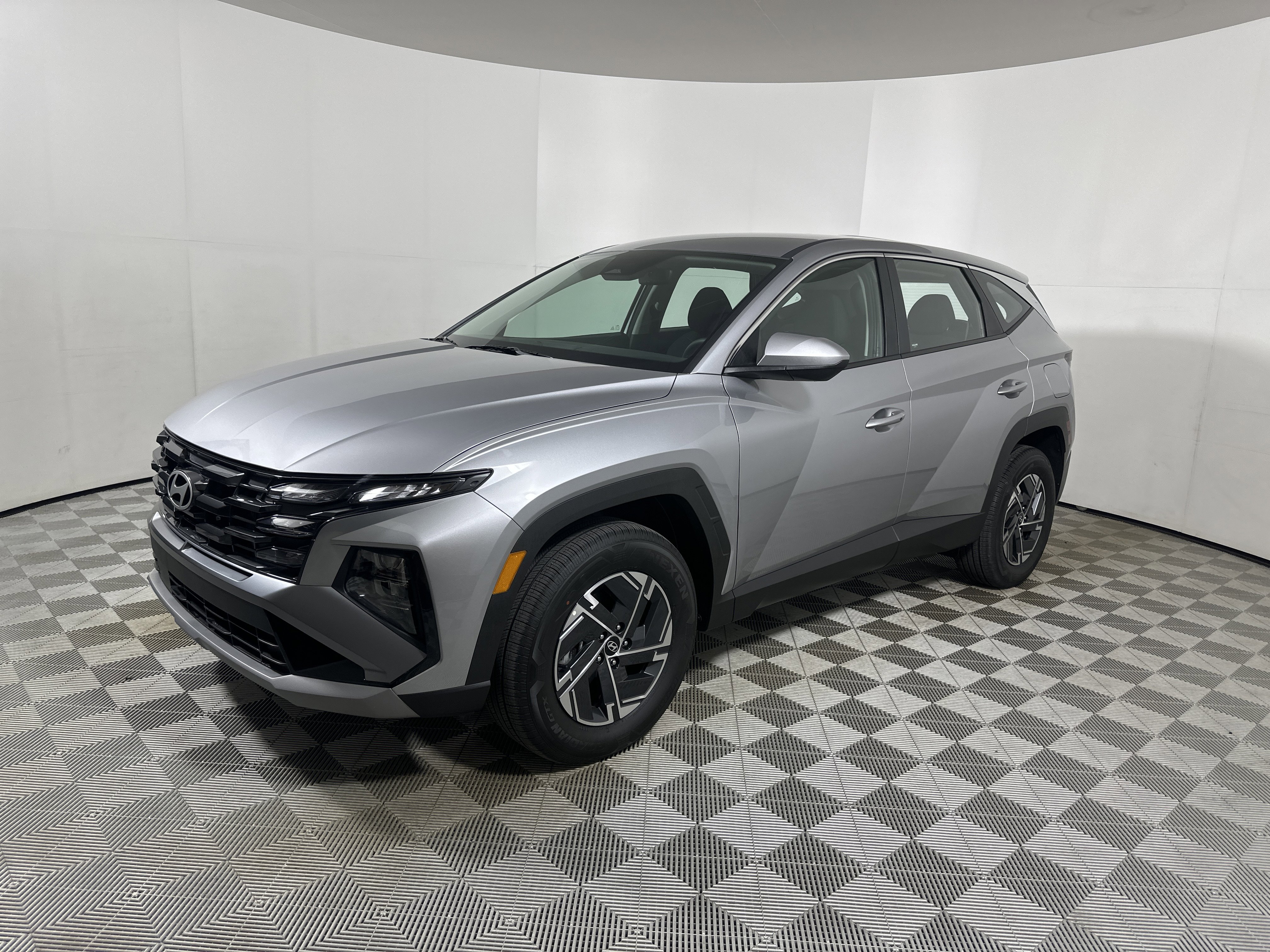 New 2026 Hyundai Tucson Blue SE AWD/4WD image 3