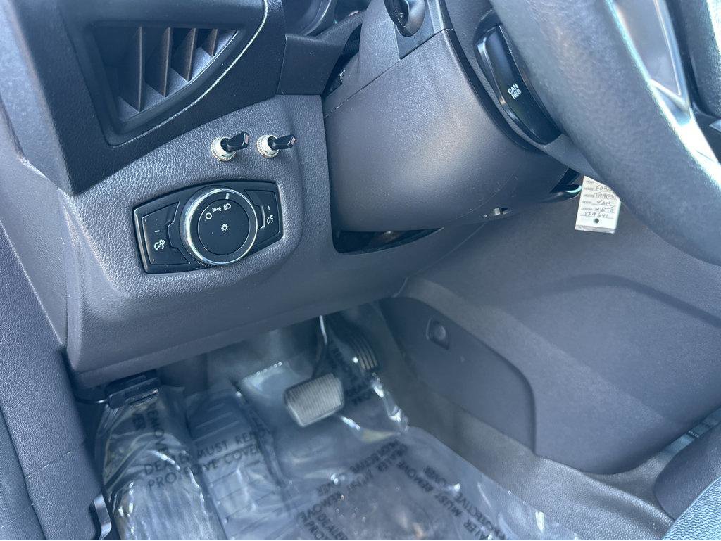 Used 2015 Ford Transit Connect XL FWD image 28