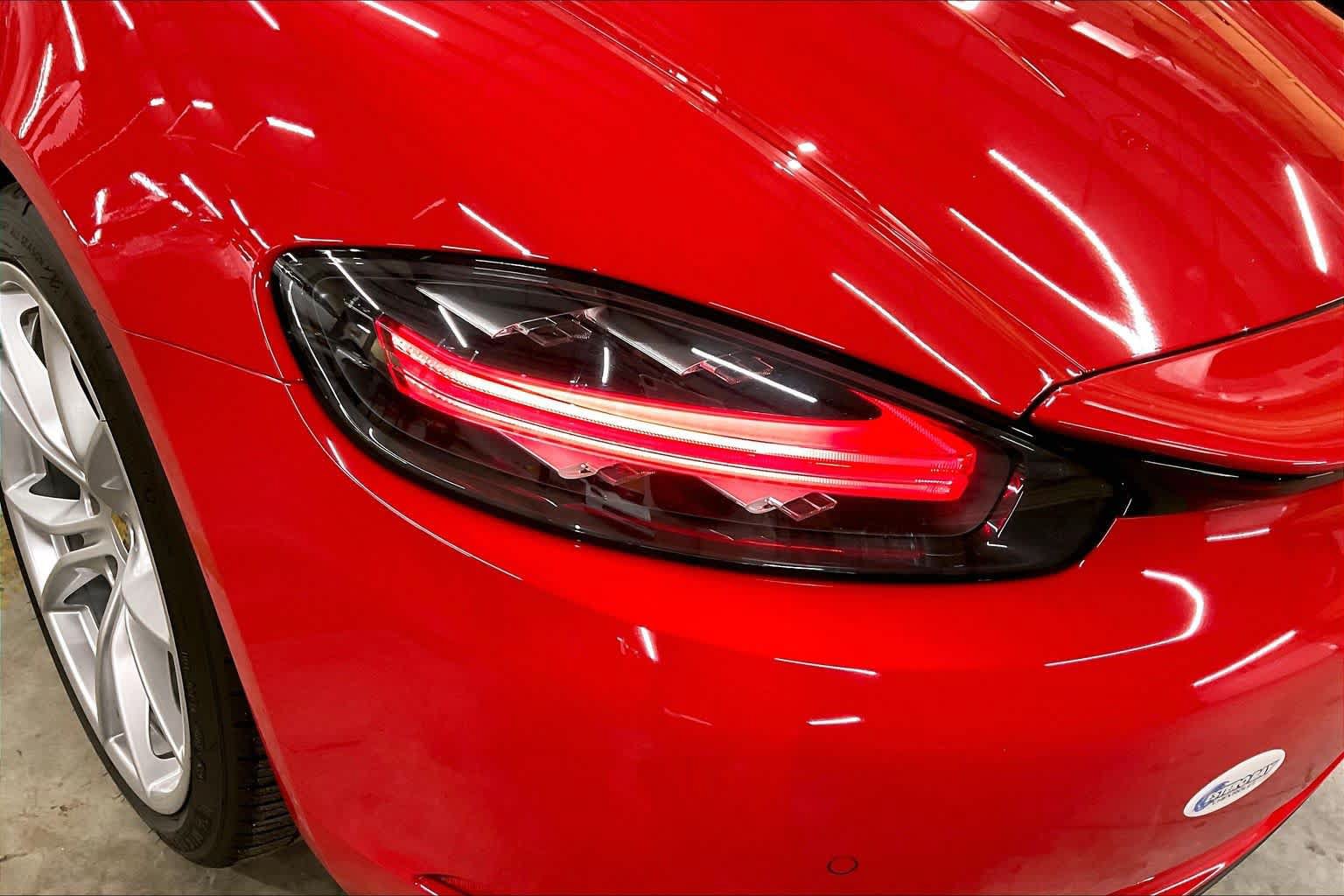 Used 2018 Porsche 718 Boxster RWD image 26