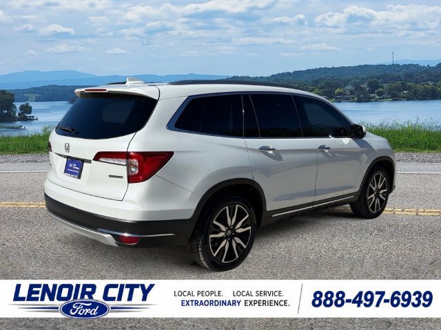 Used 2021 Honda Pilot Touring image 13