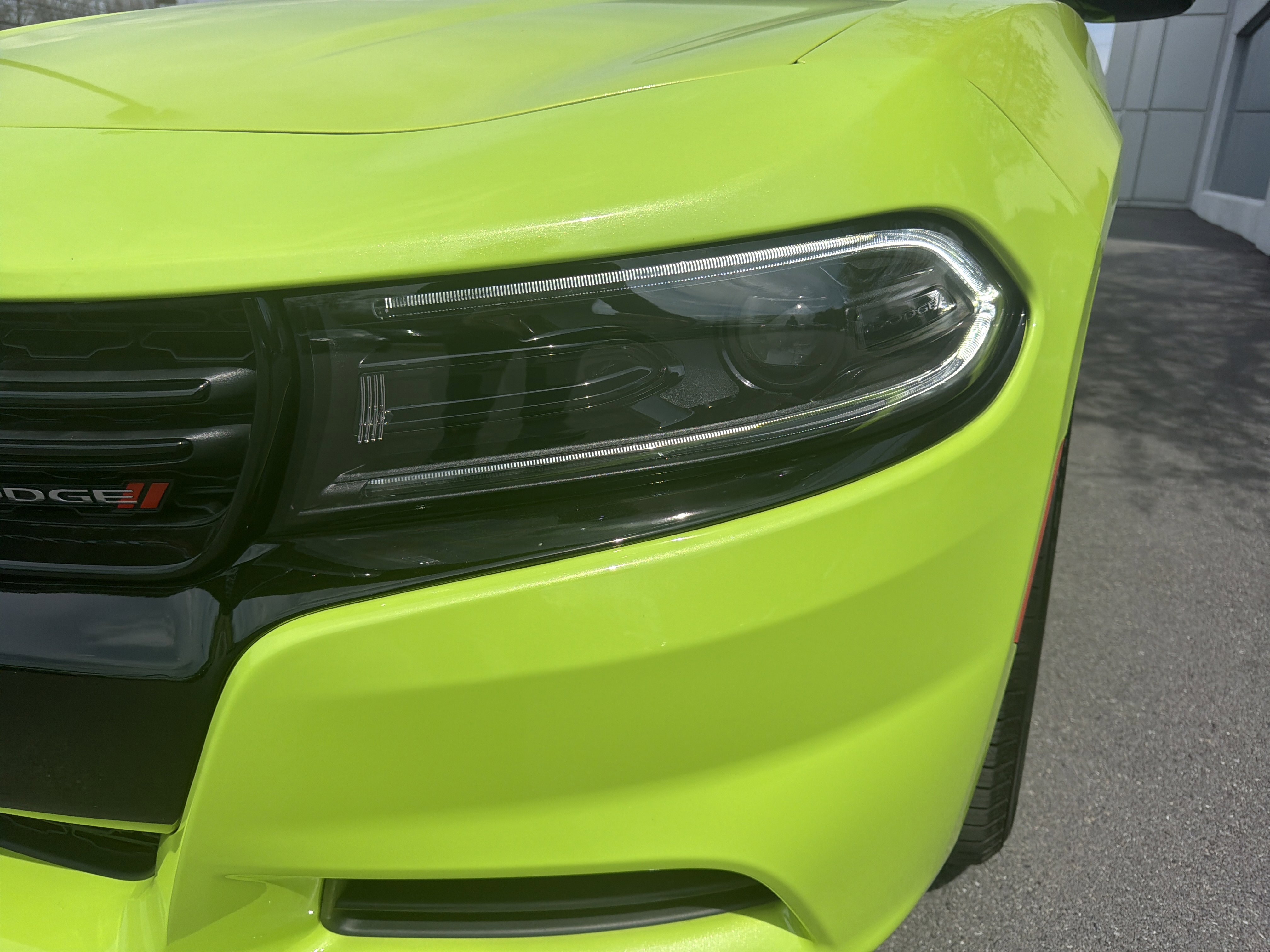 Used 2023 Dodge Charger SXT w/ Blacktop Package AWD/4WD image 10