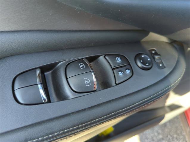 Certified 2020 Nissan Murano SL w/ Moonroof Package image 27