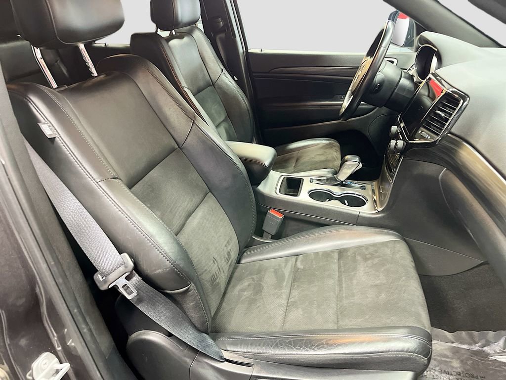 Used 2021 Jeep Grand Cherokee Laredo X AWD/4WD image 28