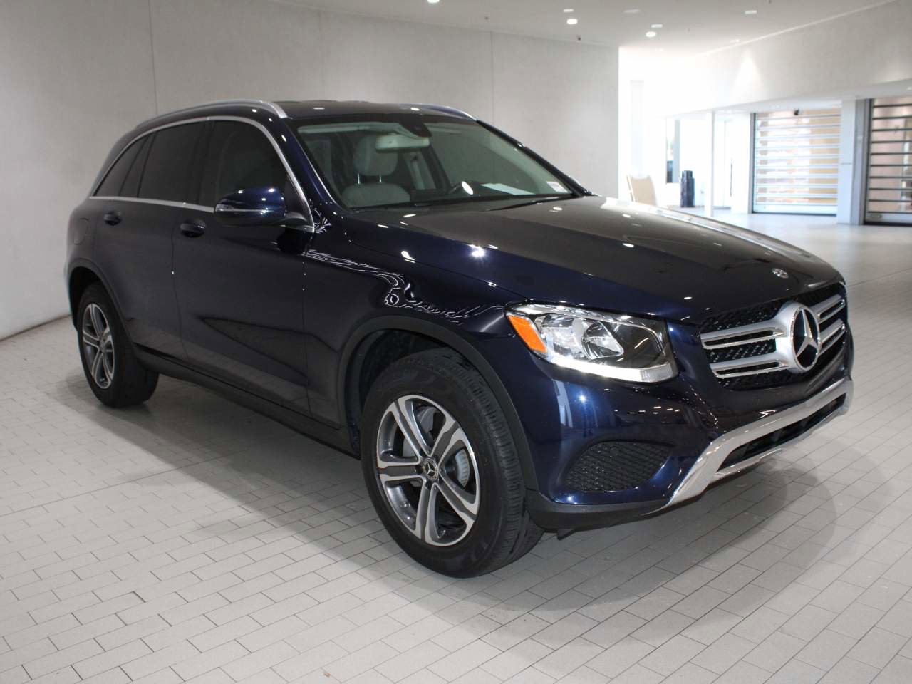Used 2019 Mercedes-Benz GLC 300 image 8