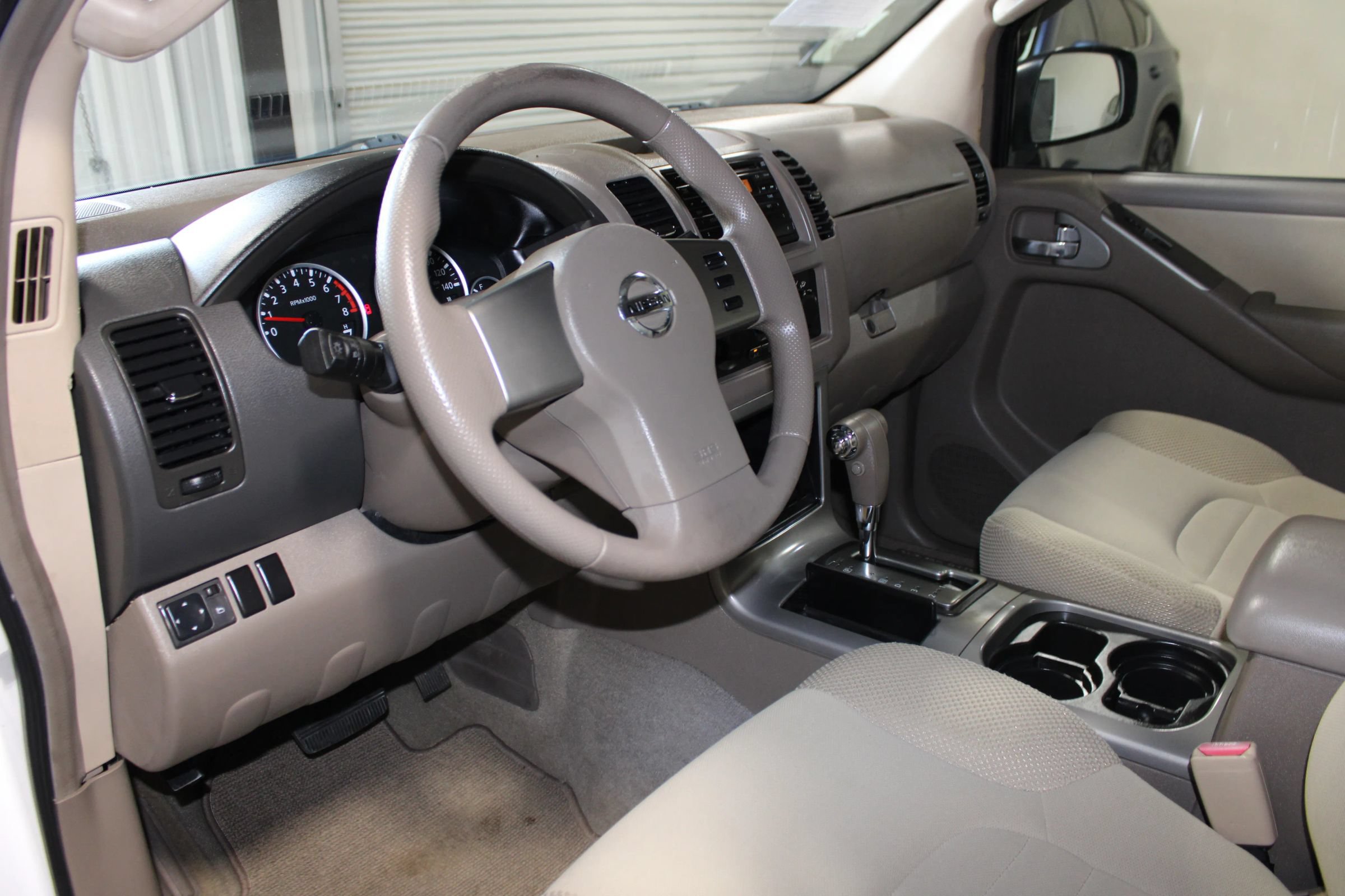 Used 2008 Nissan Pathfinder S RWD image 20