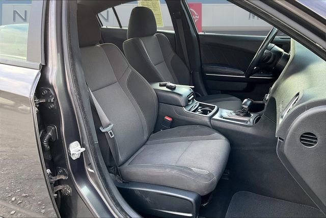 Used 2022 Dodge Charger SXT image 25