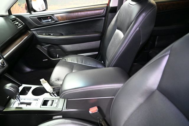 Used 2016 Subaru Outback 2.5i Limited image 21