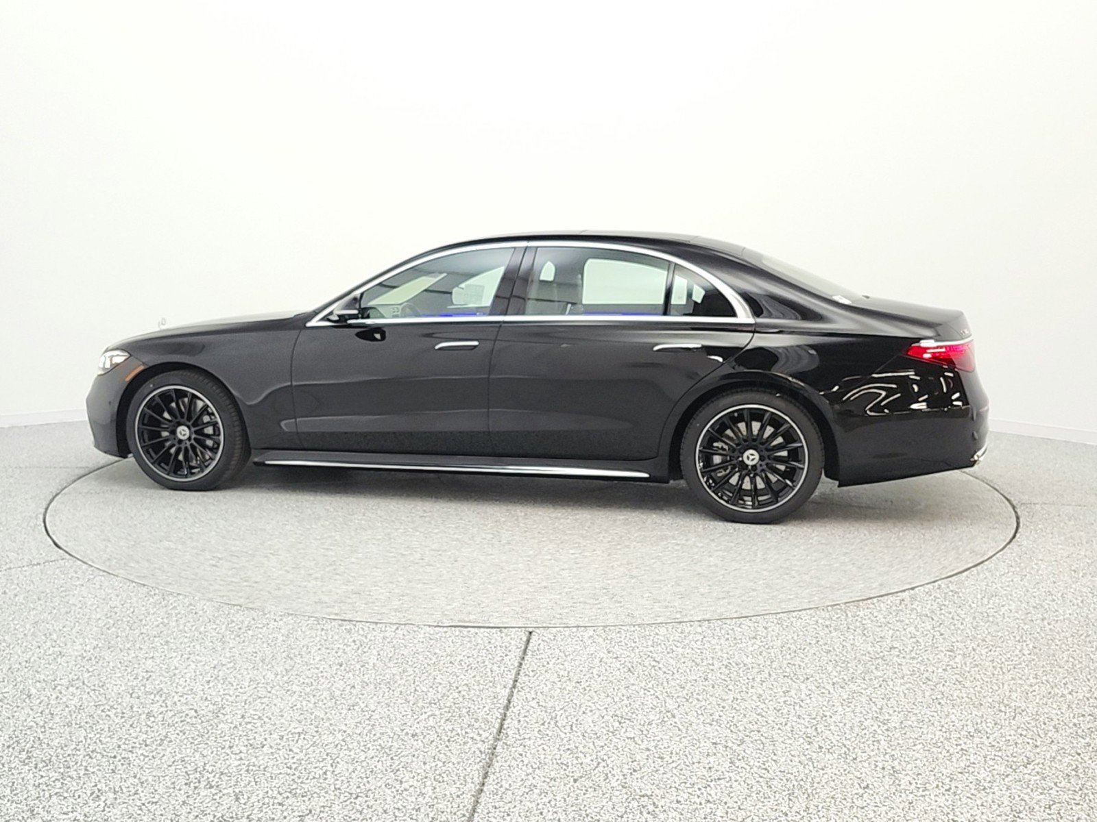 New 2026 Mercedes-Benz S 580 4MATIC Sedan image 8