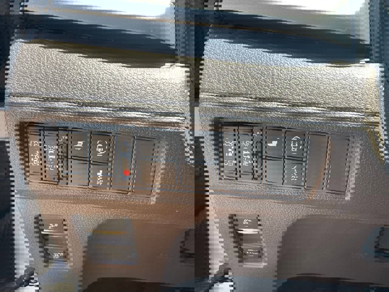 Used 2023 Honda Odyssey EX-L image 8