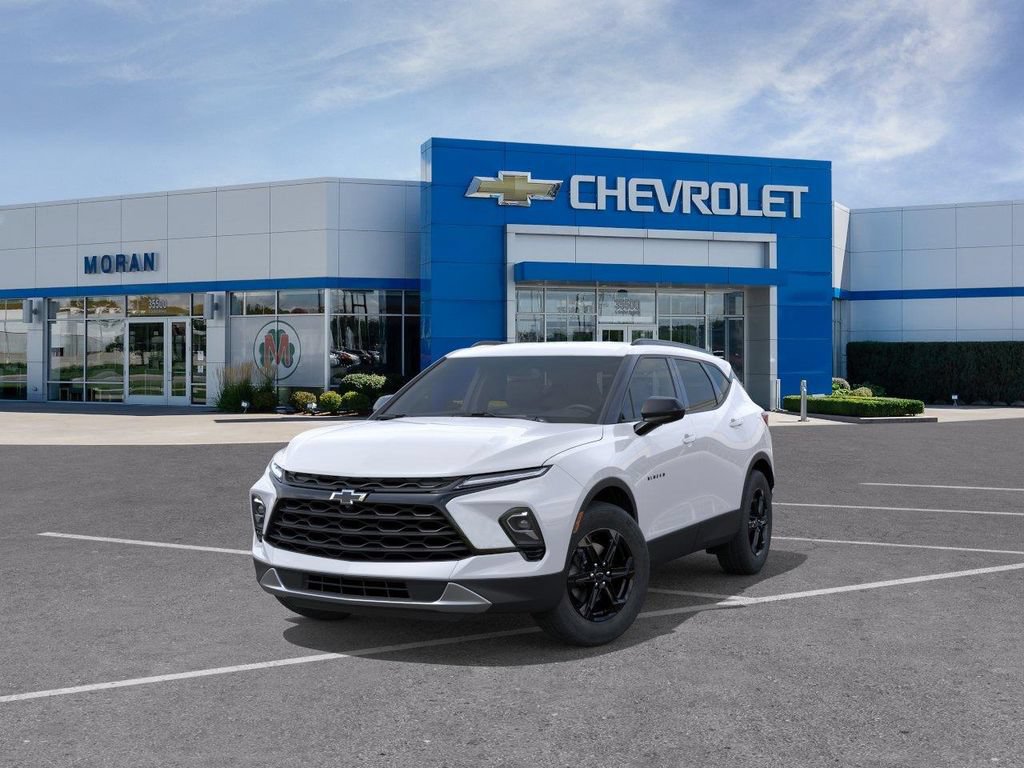 New 2026 Chevrolet Blazer LT w/ Convenience Package AWD/4WD image 8